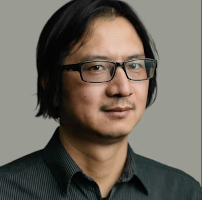 Portrait of Dr. Yuping Huang