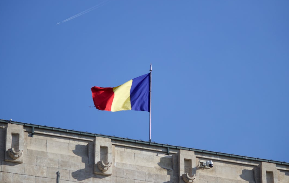 Romania flag - by Fotografia Lui Vlad From pexels