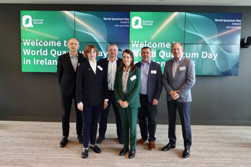 Bull and Hequal1 partnership - team