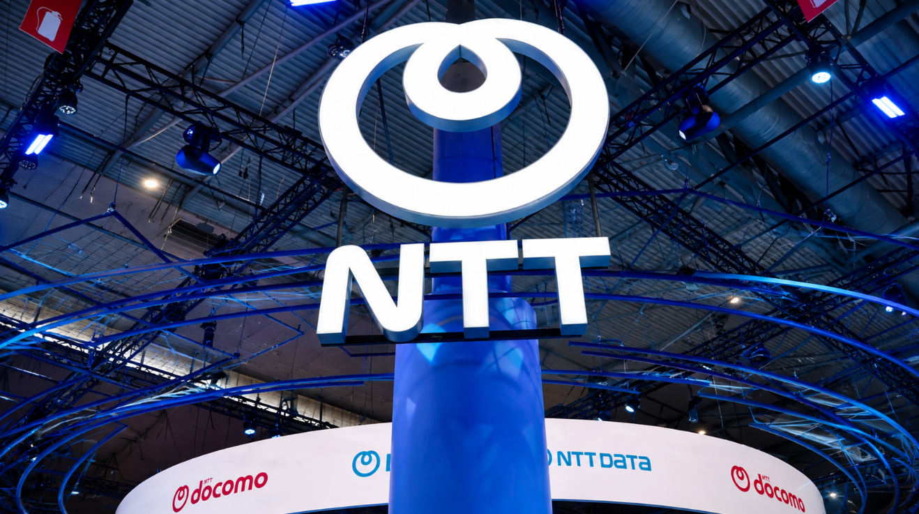Photo - Group.ntt