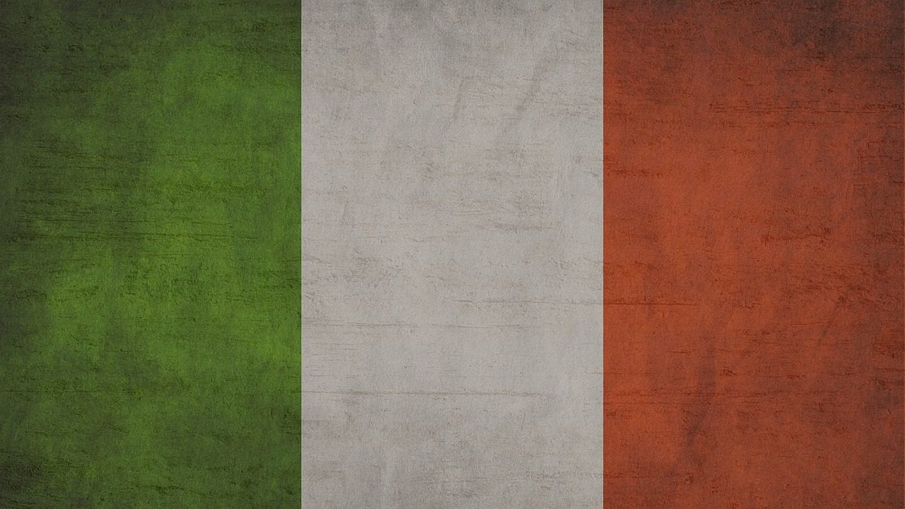 flag, banner, italy, to travel, europe, nation, italian flag, symbol, italian flag, italian flag, italian flag, italian flag, italian flag