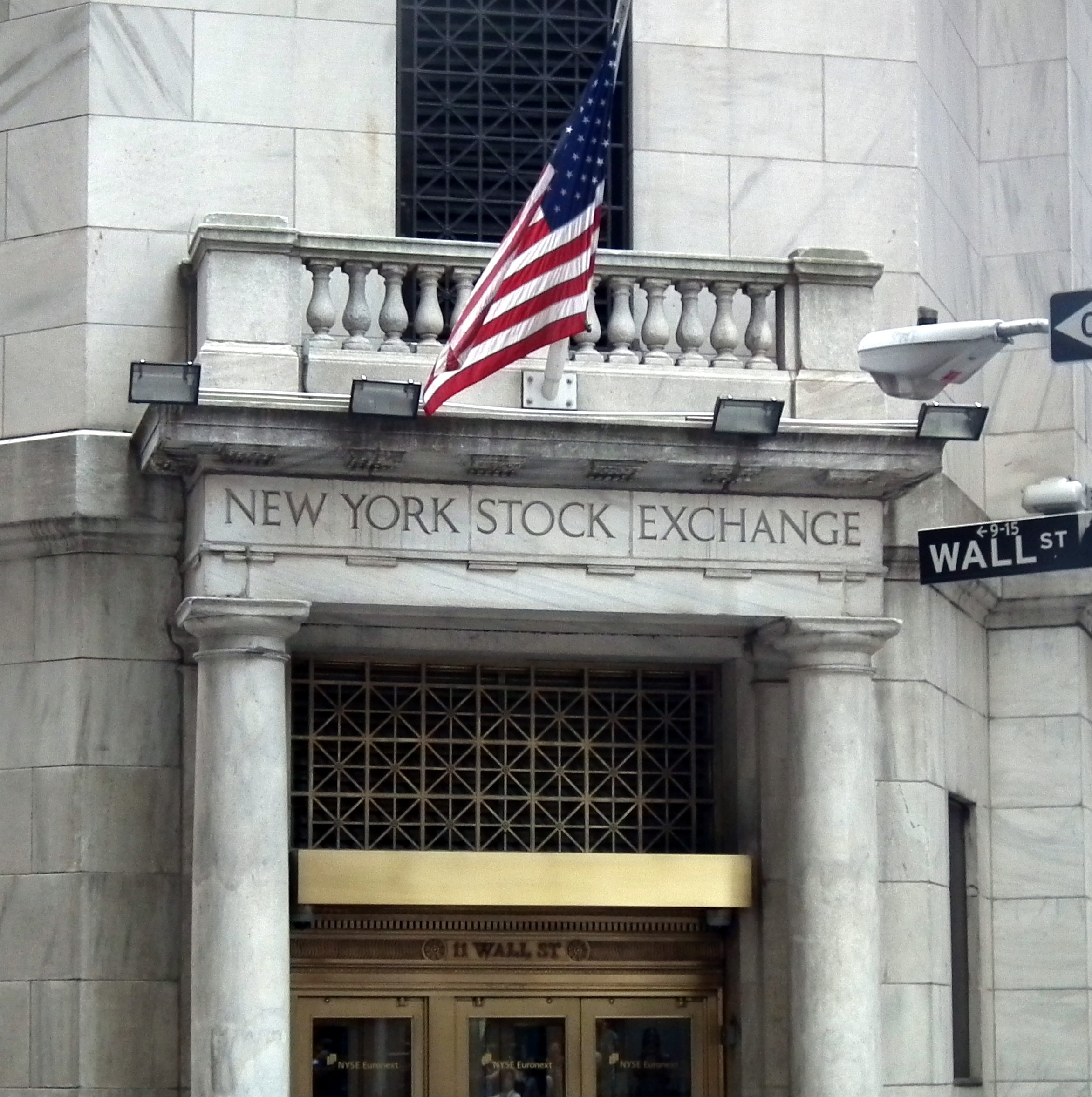 Quantum Wall Street